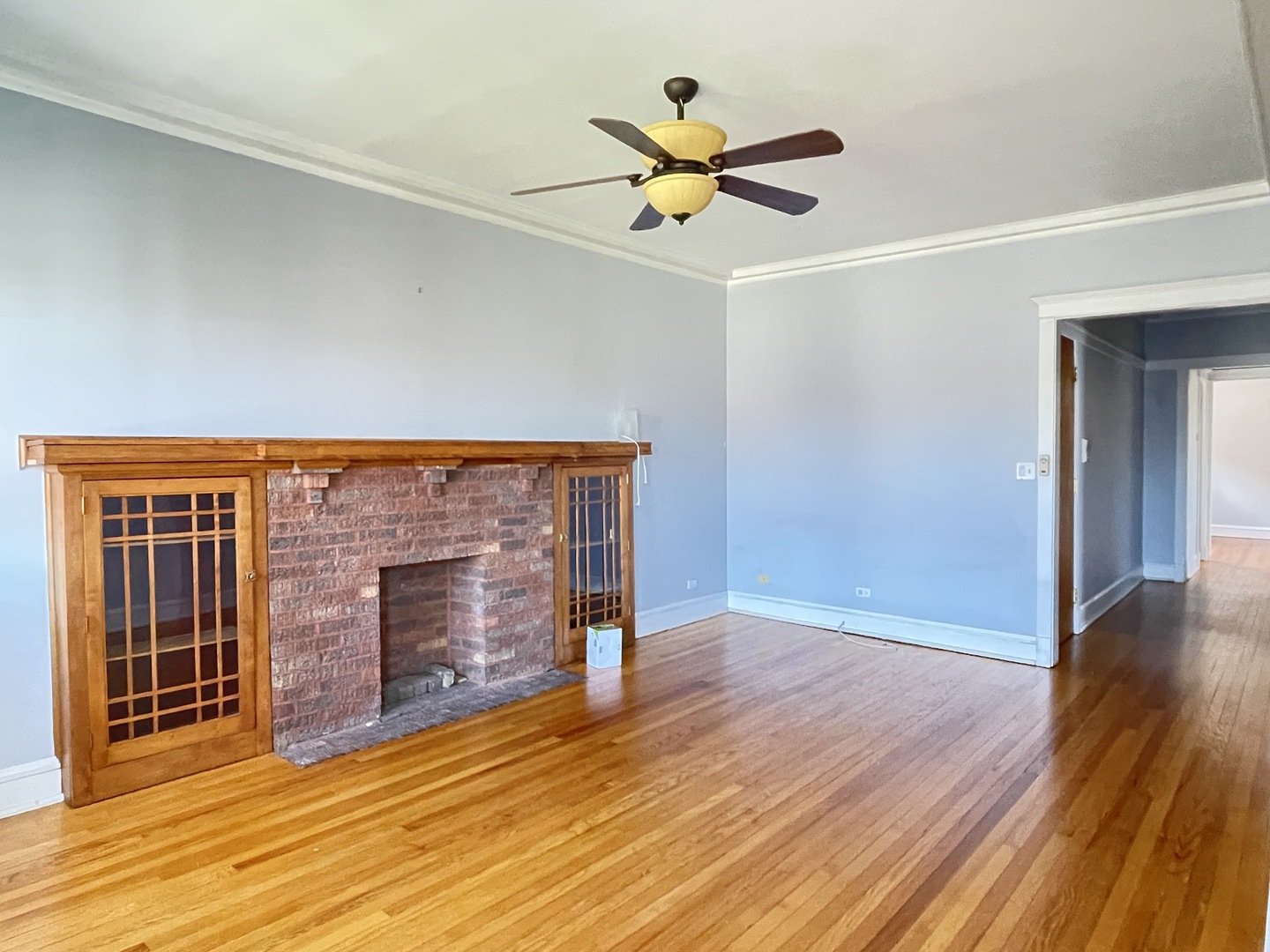 7662 North Sheridan Road, Unit 3F Chicago, IL 60626 - Photo 2 of 17 Gallery Image 2
