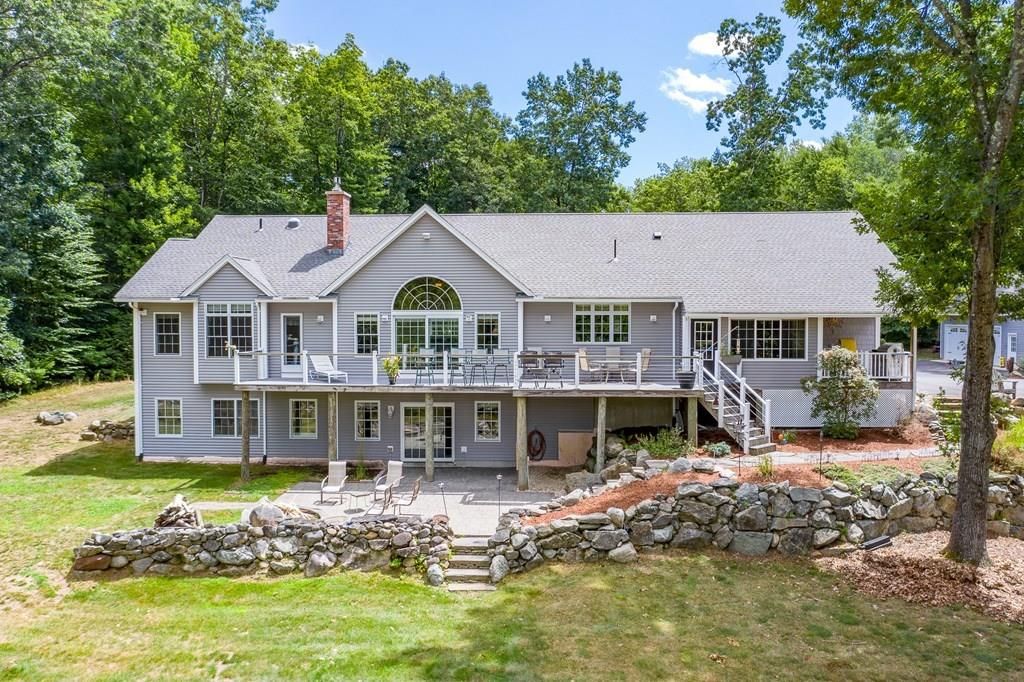76 Russellville Road Southampton, MA 01073 - Photo 1 of 42