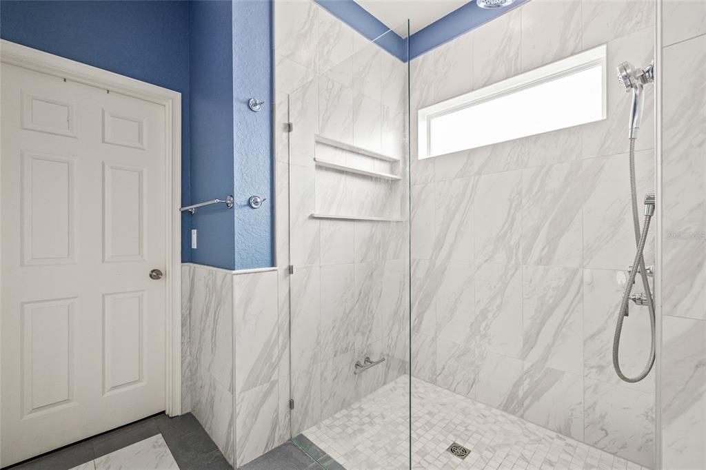 5811 Valentino Way Lakeland, FL 33812 - Photo 32 of 48 Gallery Image 32