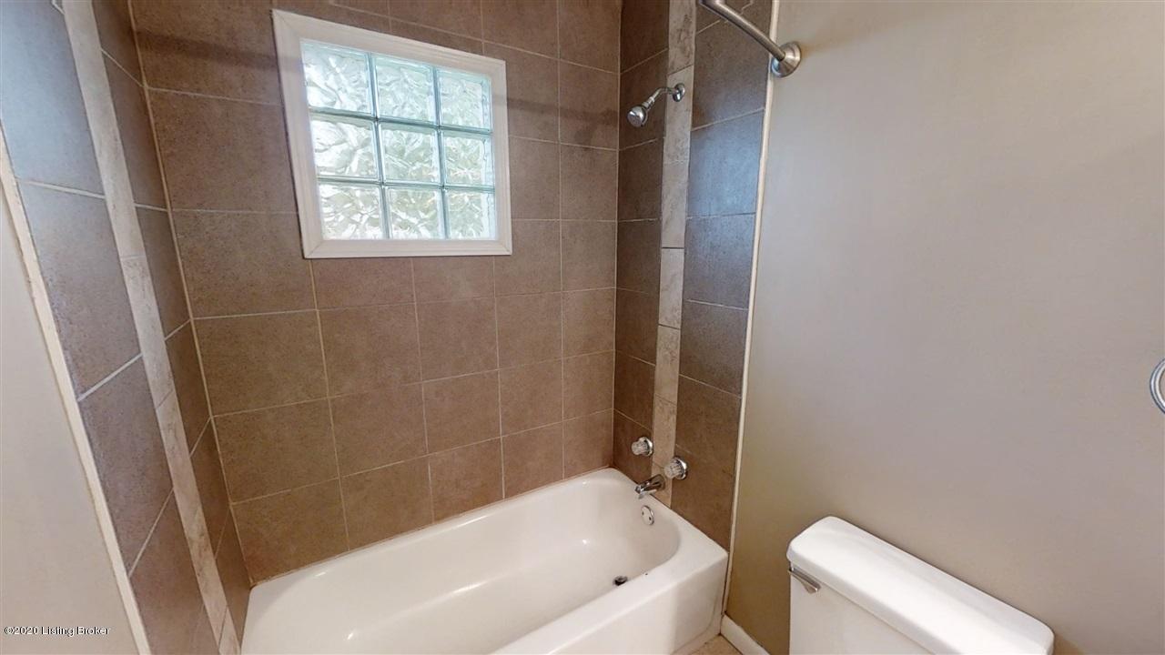 1802 Rodney Street Radcliff, KY 40160 - Photo 30 of 46 full-10052315-39