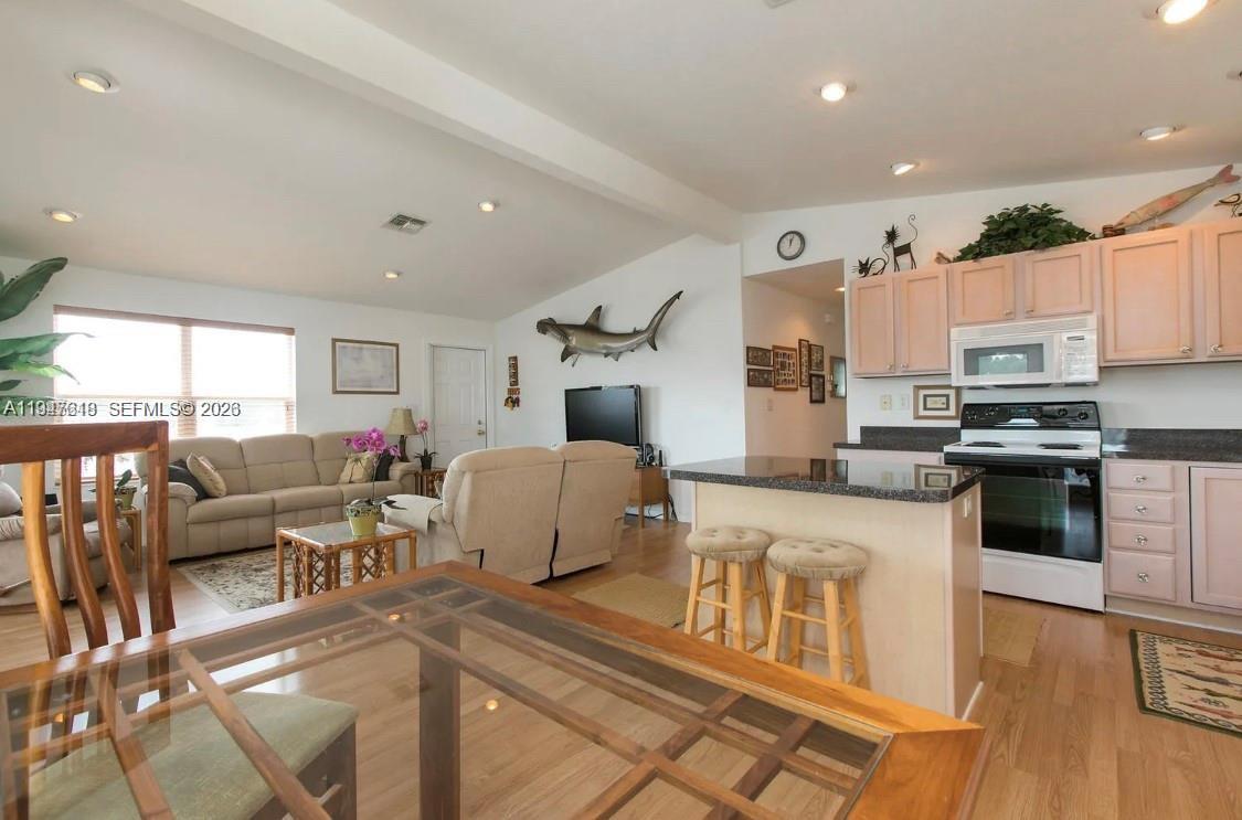 11 Flamingo Road Key Largo, FL 33037 - Photo 20 of 37