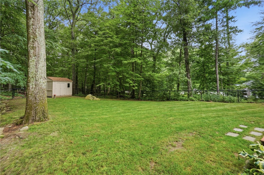 122 Money Hill Road Glocester, RI 02814 - Photo 32 of 34 Gallery Image 32
