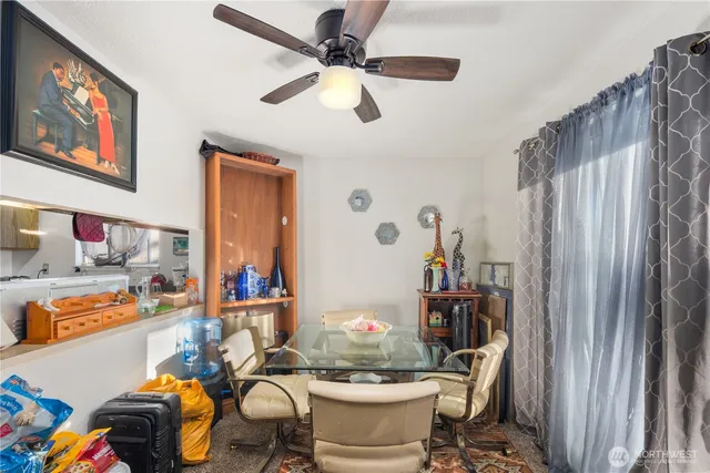 $999,998 | 2826 D Place Southeast, Auburn, WA 98002