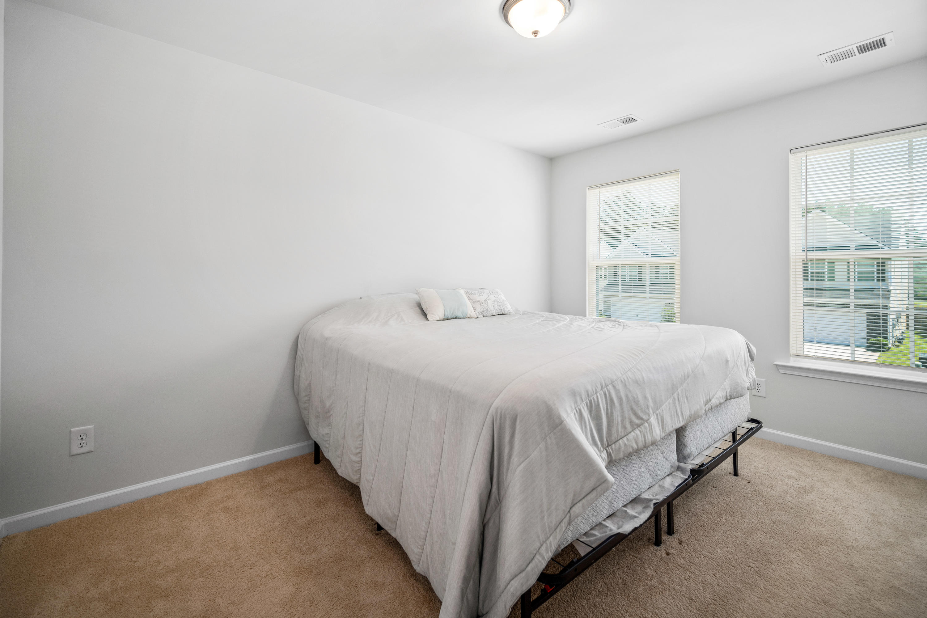 785 Redbud Lane Summerville, SC 29486 - Photo 17 of 45 SECOND BEDROOM