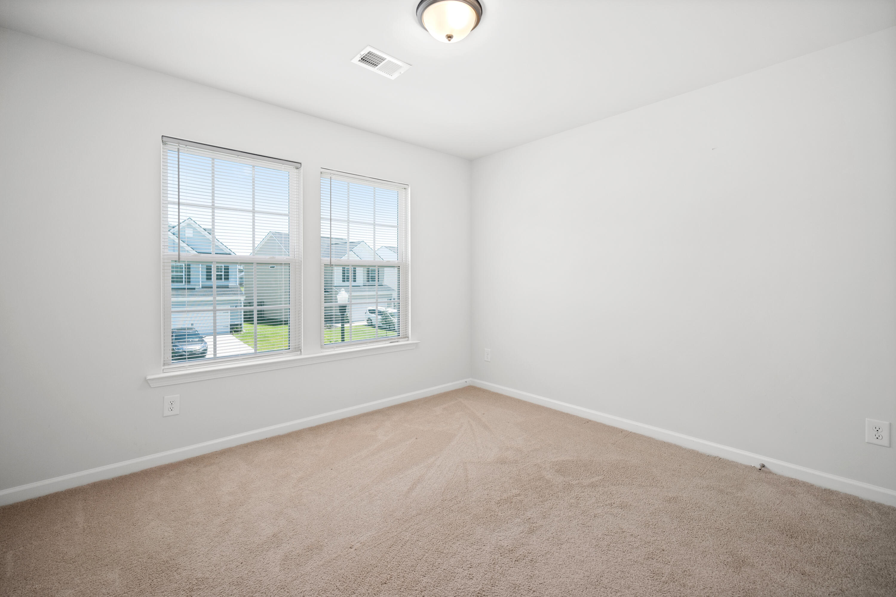 785 Redbud Lane Summerville, SC 29486 - Photo 18 of 45 THIRD BEDROOM