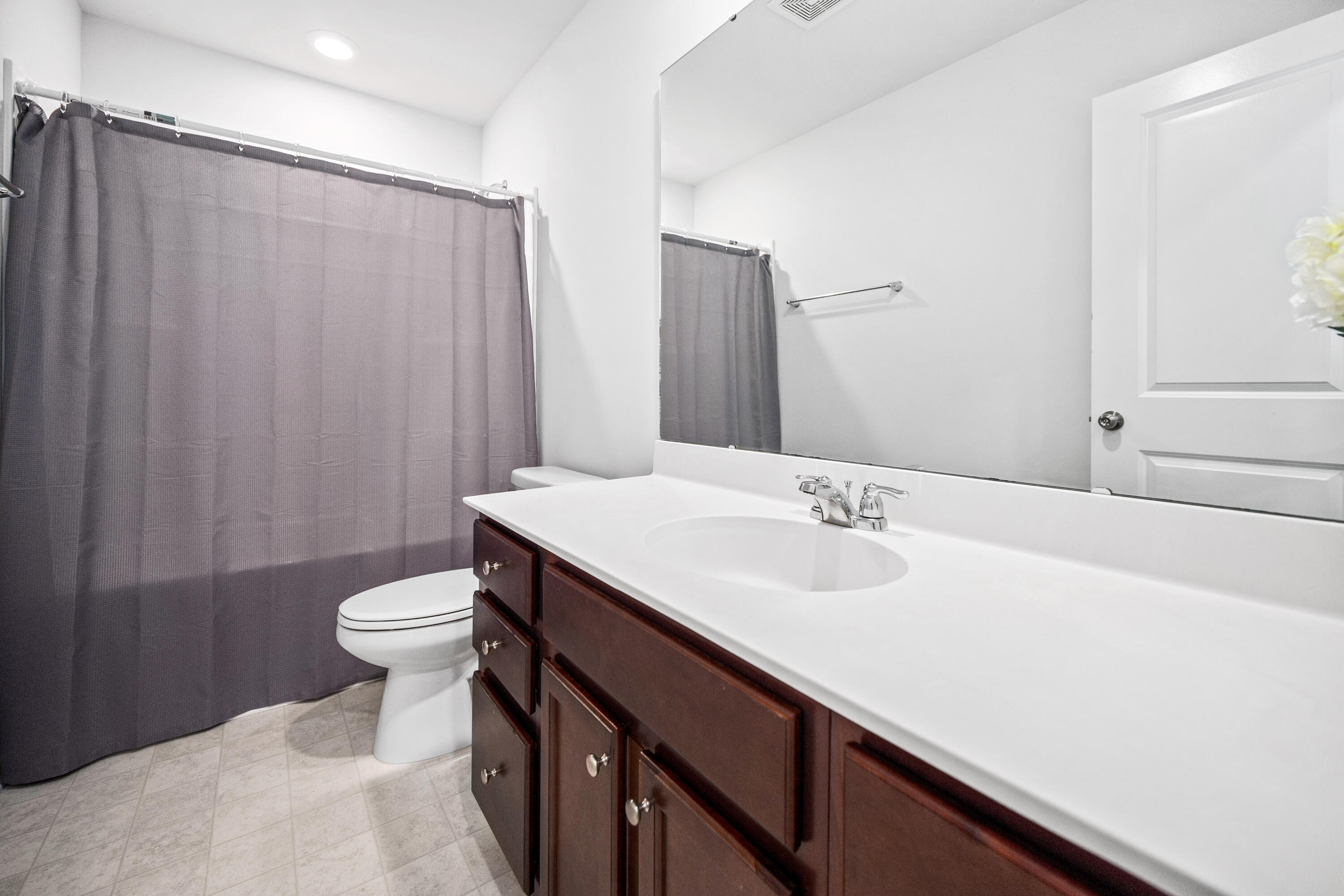 785 Redbud Lane Summerville, SC 29486 - Photo 19 of 45 GUEST BATHROOM