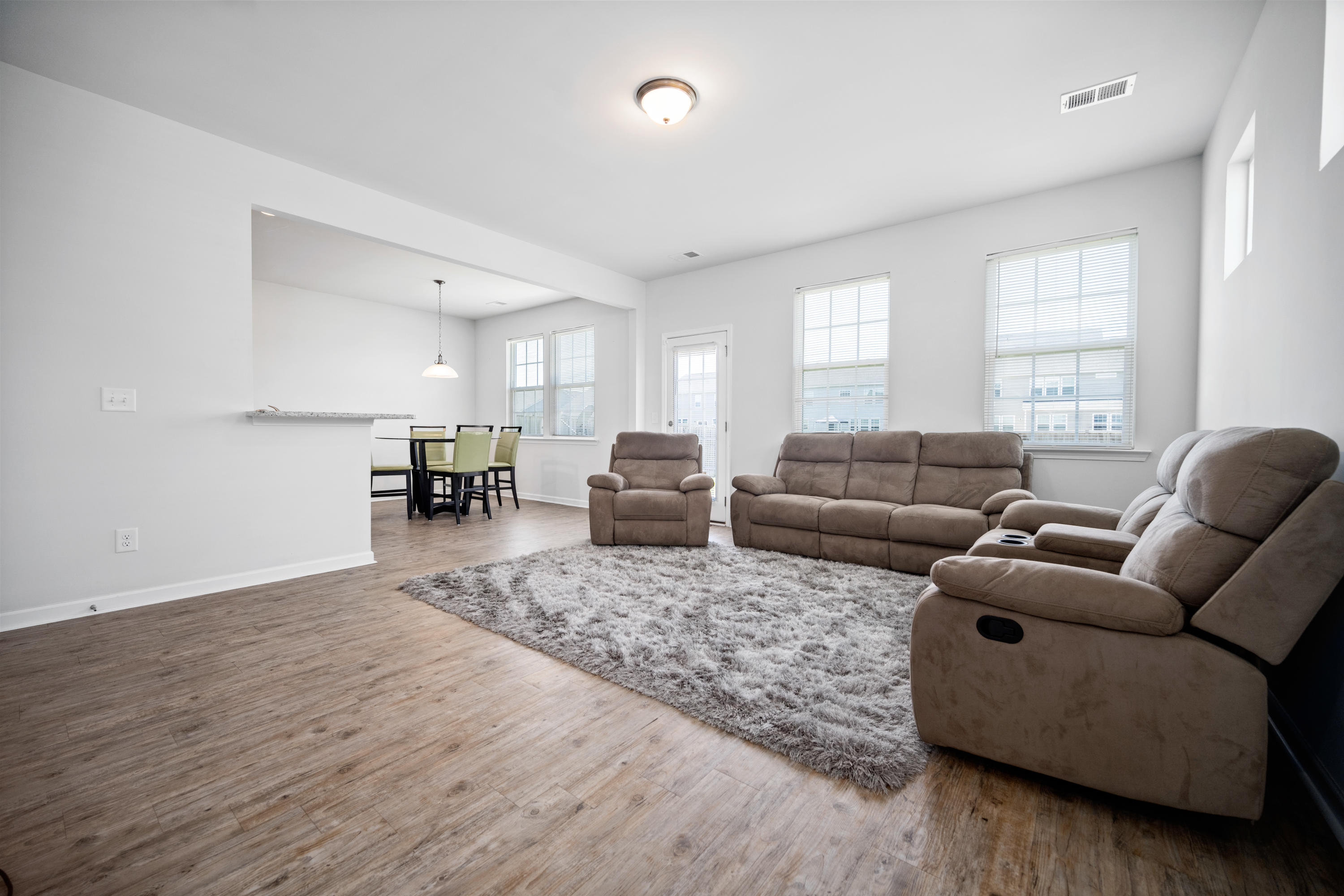 785 Redbud Lane Summerville, SC 29486 - Photo 4 of 45 FAMILY ROOM