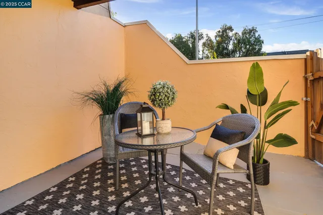 $235,000 | 1600 Laguna Street, Unit D, Concord, CA 94520