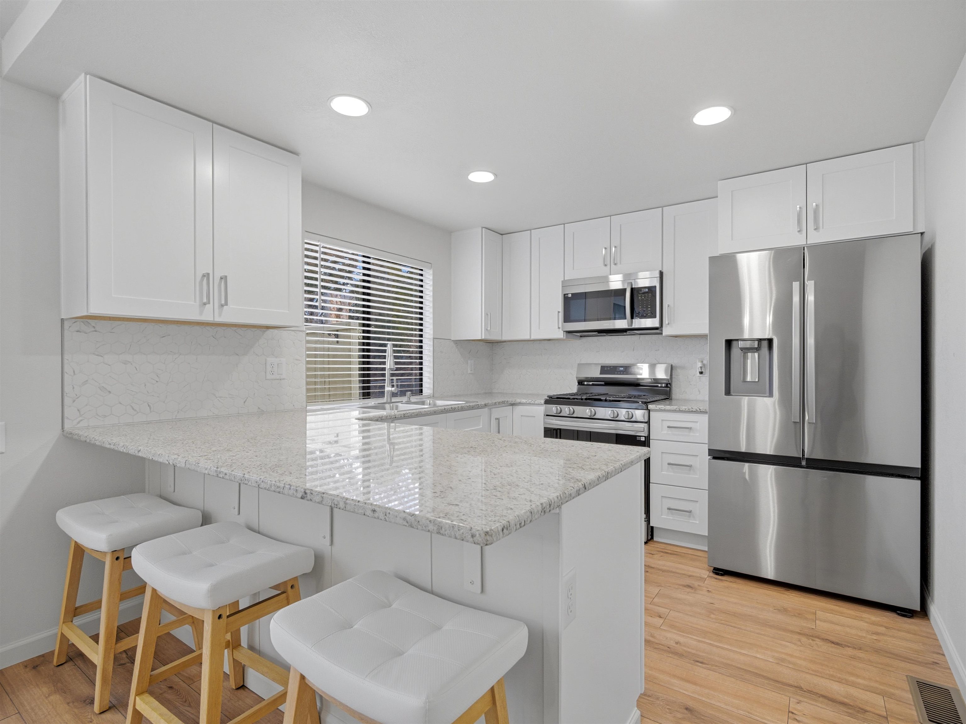 2722 Spring Valley Circle Grand Junction, CO 81506 - Photo 4 of 31