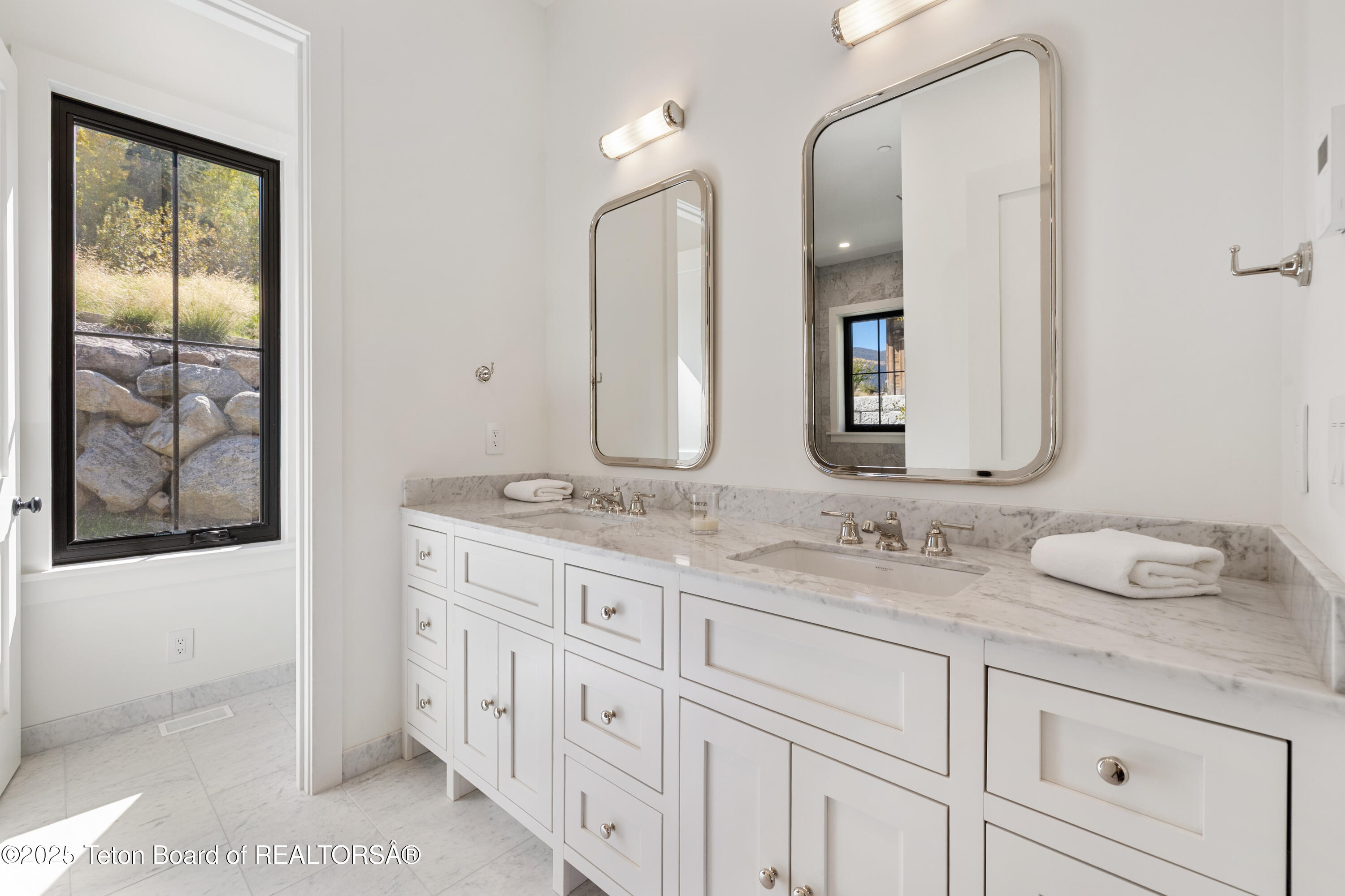 705 Rodeo Drive Jackson, WY 83001 - Photo 12 of 45 15-15 - 705 Rodeo Dr