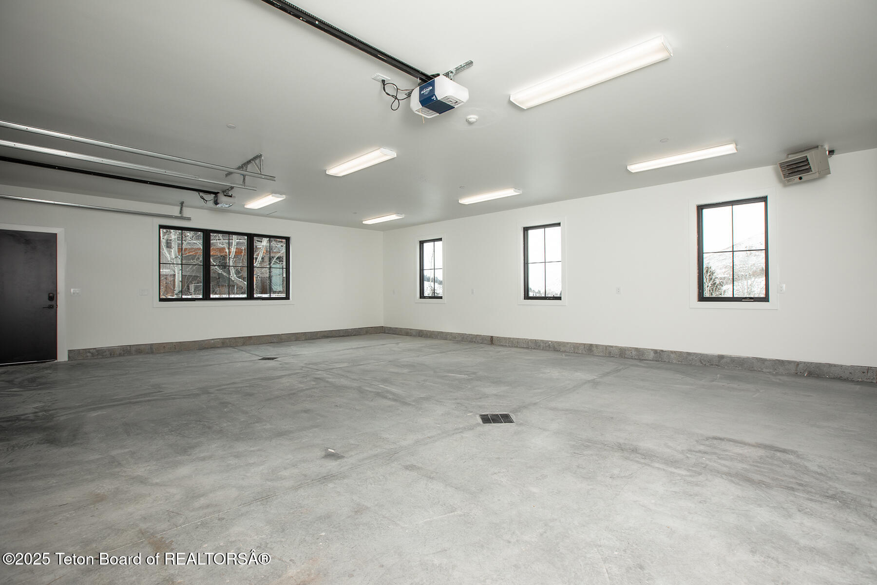 705 Rodeo Drive Jackson, WY 83001 - Photo 27 of 45 _T4A7715