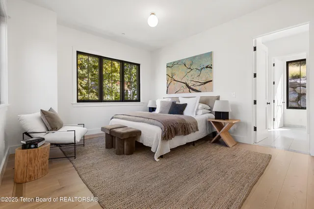 $8,500,000 | 705 Rodeo Drive, Jackson, WY 83001