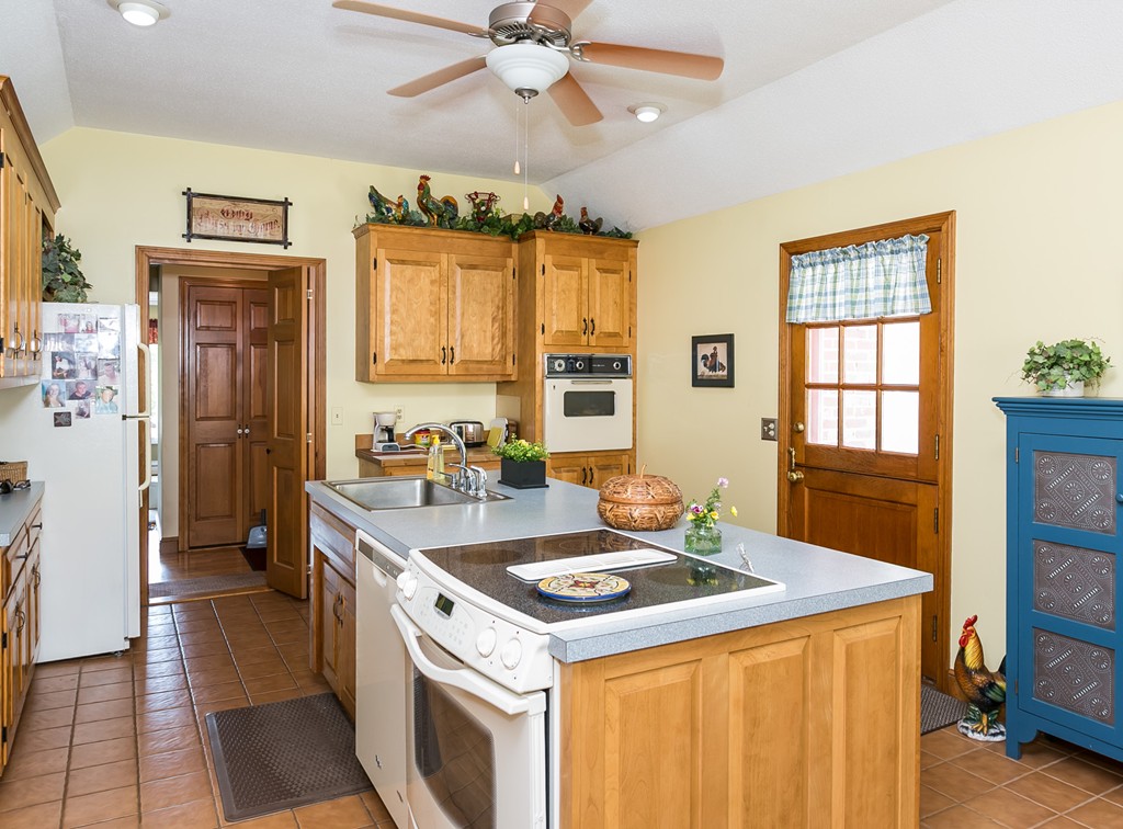 172 Ames Road Hampden, MA 01036 - Photo 24 of 30
