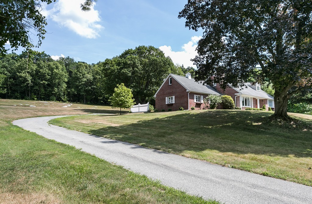 172 Ames Road Hampden, MA 01036 - Photo 5 of 30