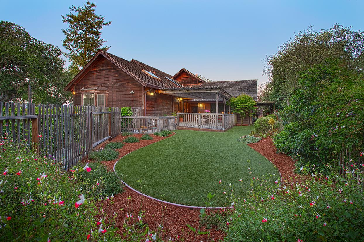 654 Spring Street Santa Cruz, CA 95060 - Photo 2 of 26 Gallery Image 2