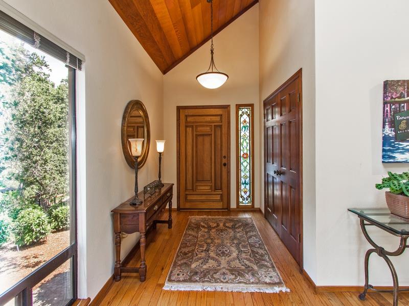 654 Spring Street Santa Cruz, CA 95060 - Photo 6 of 26 Gallery Image 6