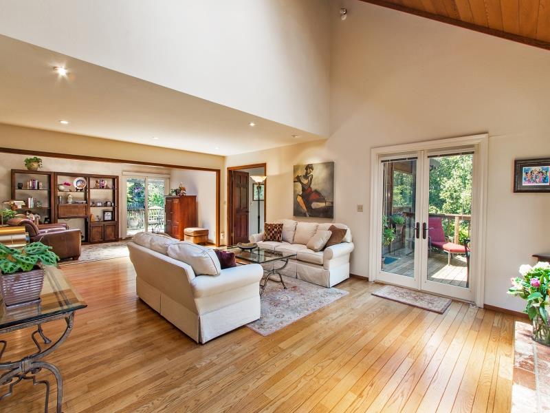 654 Spring Street Santa Cruz, CA 95060 - Photo 8 of 26 Gallery Image 8