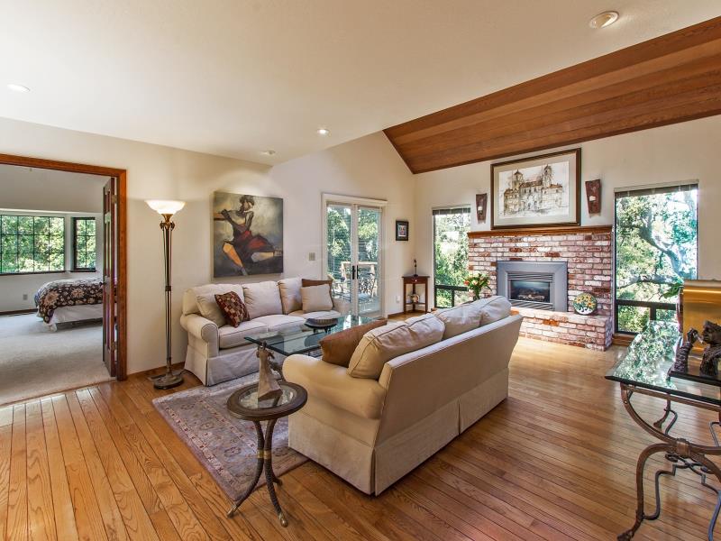 654 Spring Street Santa Cruz, CA 95060 - Photo 9 of 26 Gallery Image 9