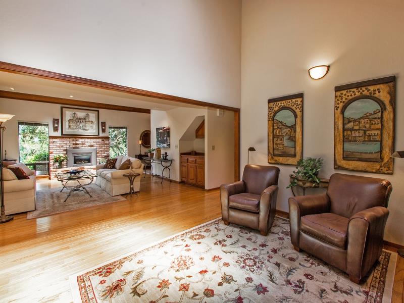 654 Spring Street Santa Cruz, CA 95060 - Photo 10 of 26 Gallery Image 10