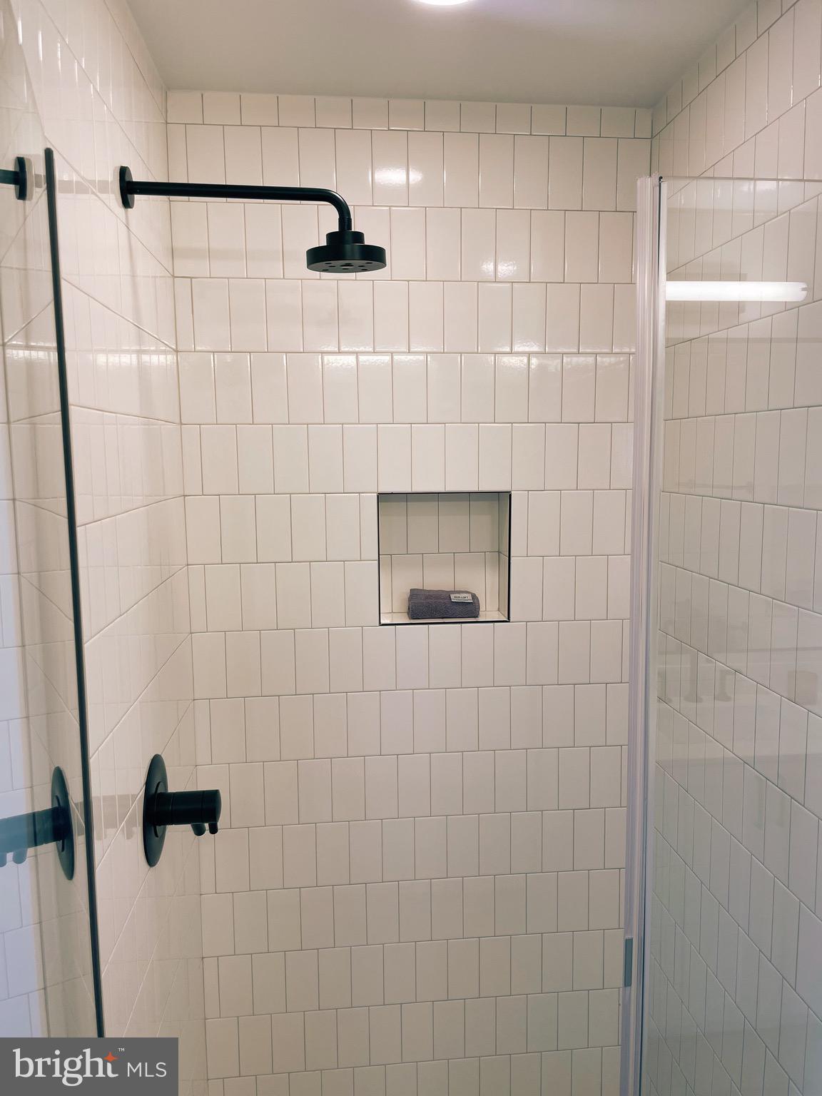 1211 Van Street Southeast, Unit 818 Washington, DC 20003 - Photo 9 of 29 Primary bathroom.