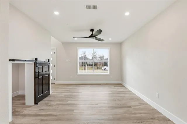 $389,999 | 640 Fossil Wood Drive, Saginaw, TX 76179