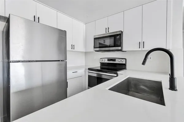 $2,500 | 620 Southwest 10th Street, Unit 104, Miami, FL 33130