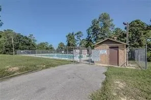 $1,400 | 195 Cherry Tree, Livingston, TX 77351