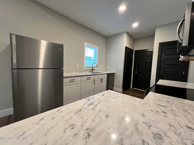 $1,995 | 616 South 9th Street, Wilmington, NC 28401