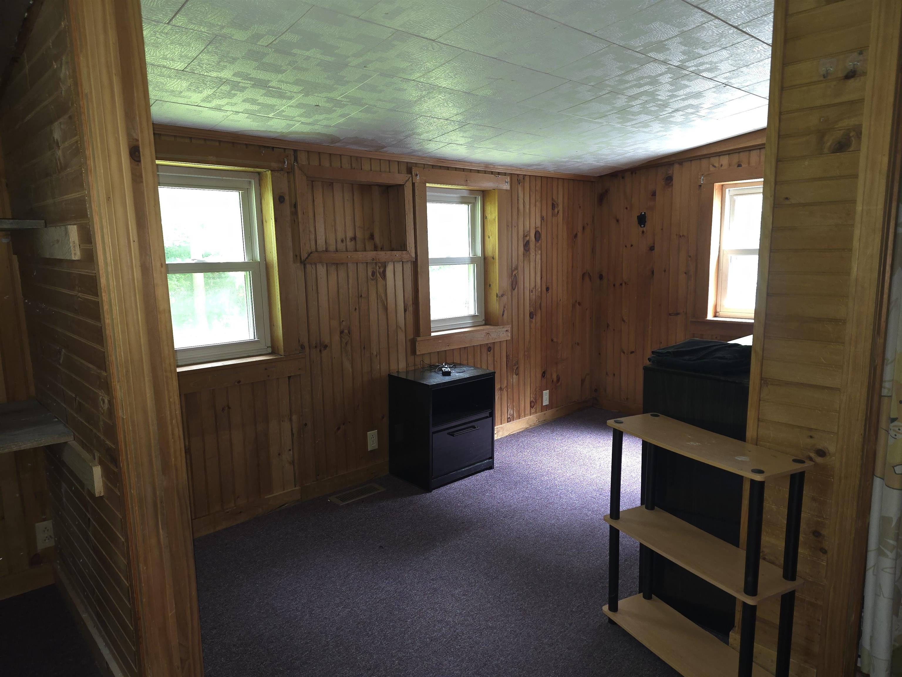 14 Memory Lane Gorham, NH 03581 - Photo 21 of 32