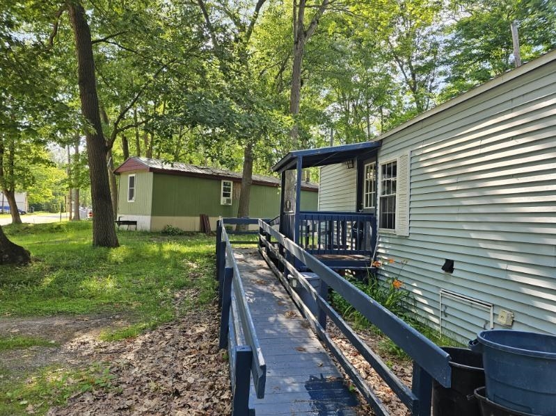 14 Memory Lane Gorham, NH 03581 - Photo 4 of 32