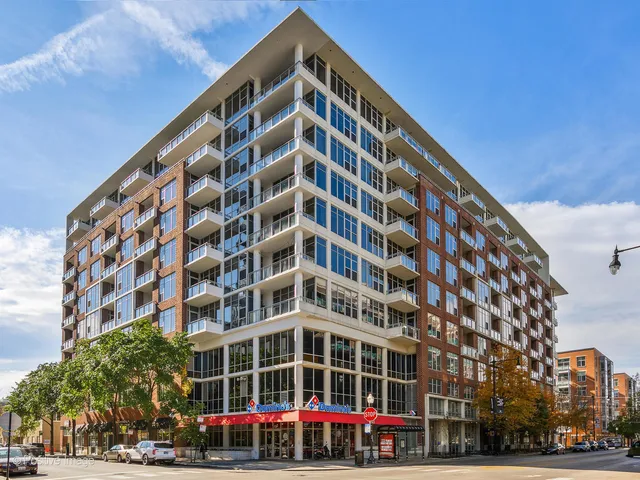 $3,000 | 901 West Madison Street, Unit 1006, Chicago, IL 60607