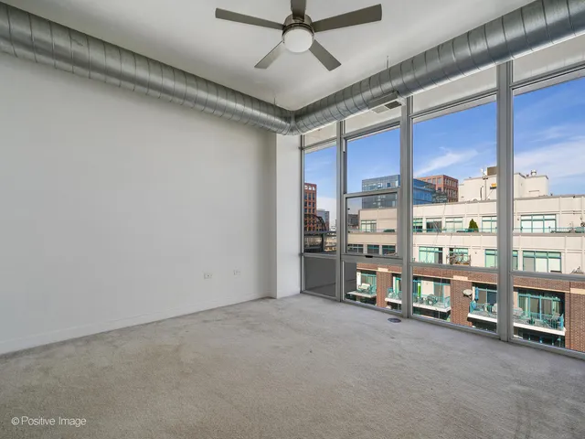 $3,000 | 901 West Madison Street, Unit 1006, Chicago, IL 60607