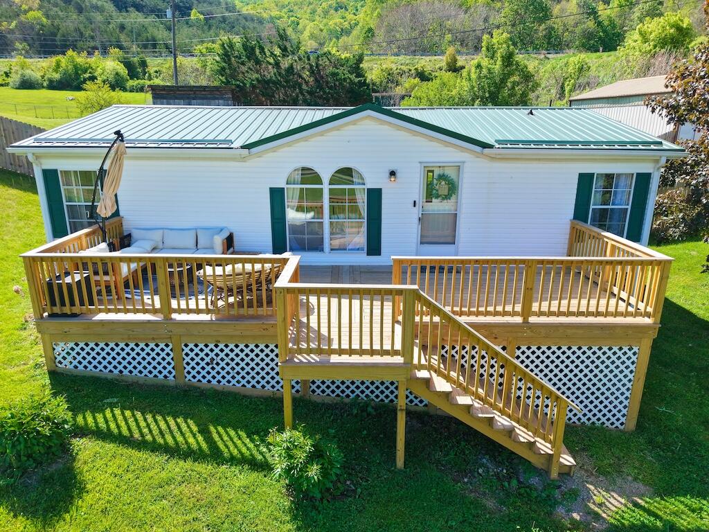 428 Maybrook Road Newport, VA 24128 - Photo 1 of 27 1 (1)