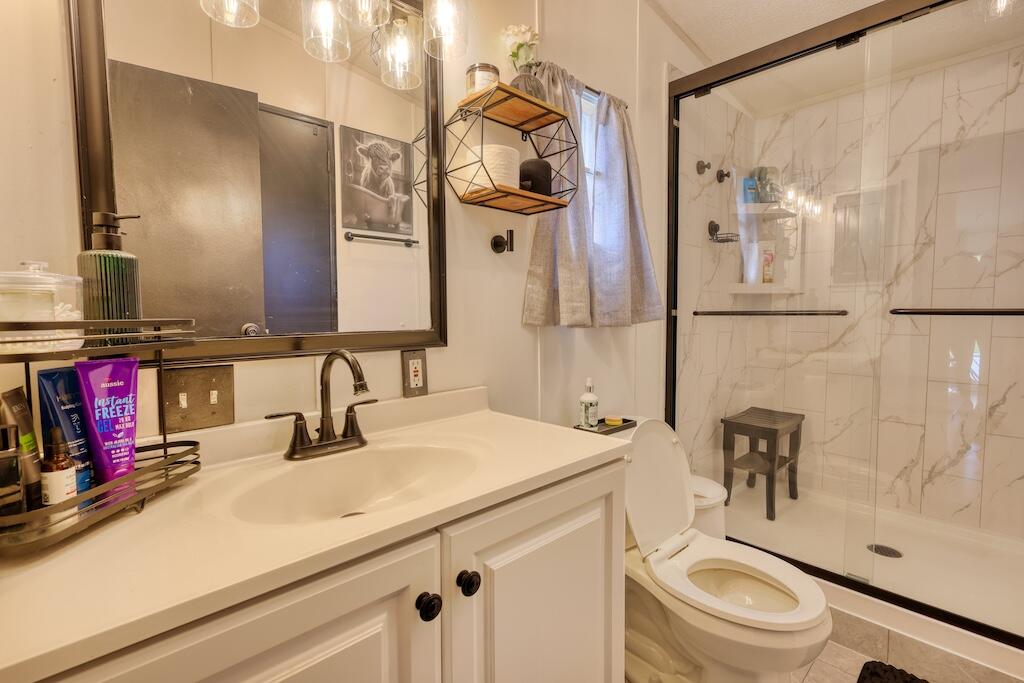 428 Maybrook Road Newport, VA 24128 - Photo 8 of 27 1 (8)