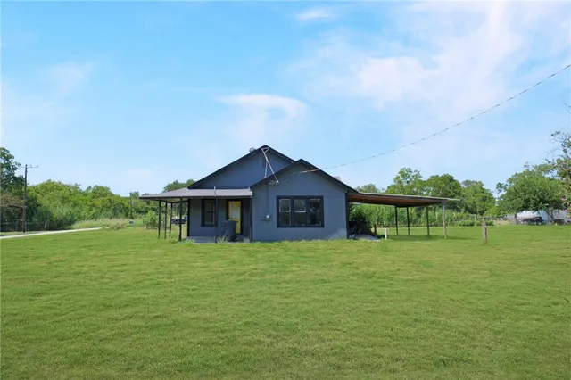 a house view with a outdoor space