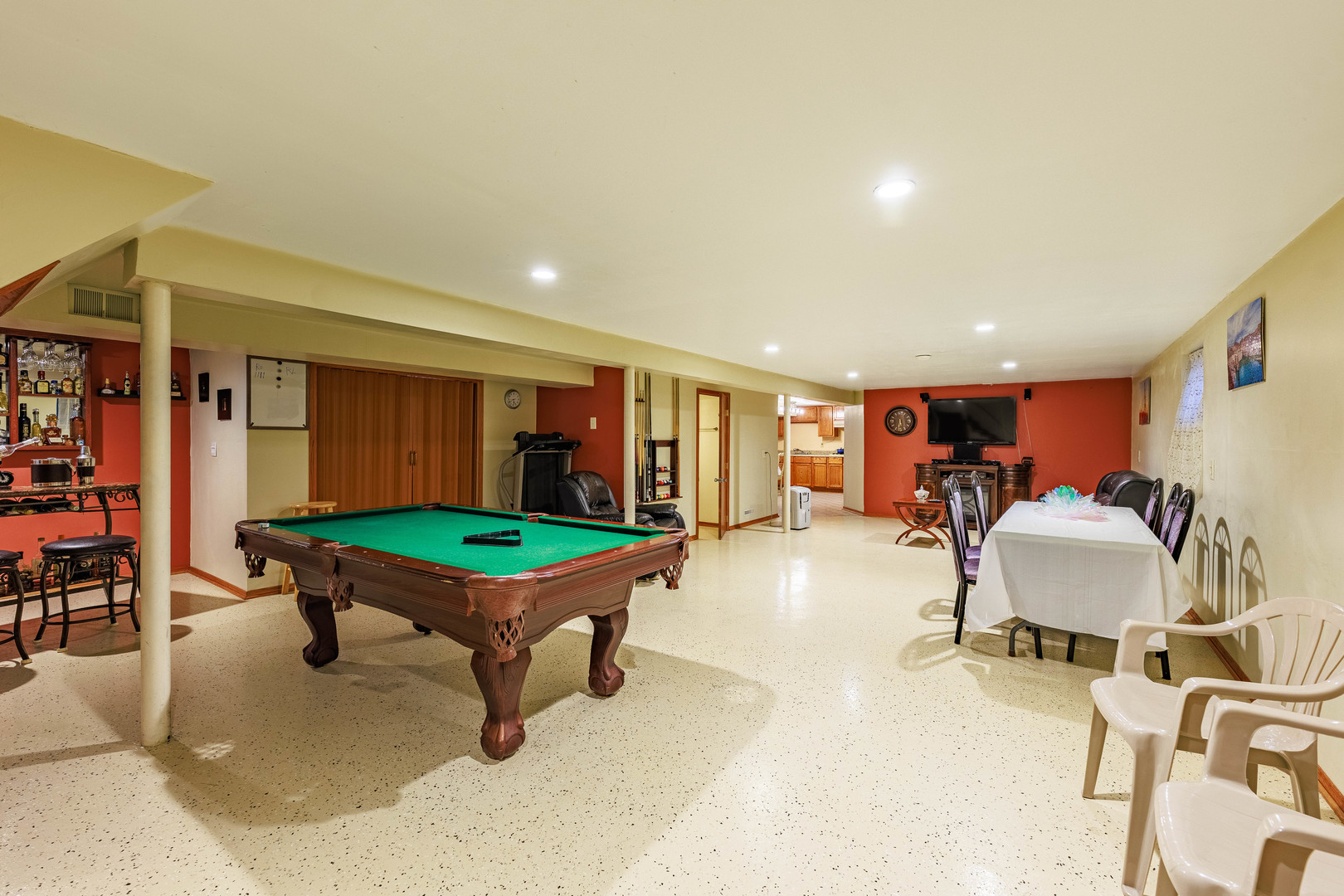 491 Escanaba Avenue Calumet City, IL 60409 - Photo 30 of 43 a room with furniture and pool tables