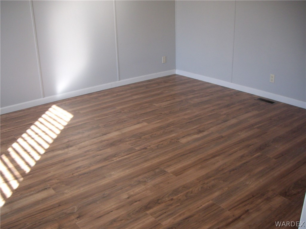 870 Elgin Road Golden Valley, AZ 86413 - Photo 11 of 24