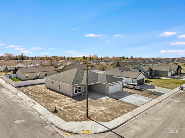 $425,000 | 821 23rd Avenue East, Jerome, ID 83338