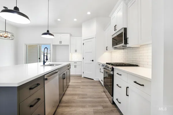 $425,000 | 821 23rd Avenue East, Jerome, ID 83338