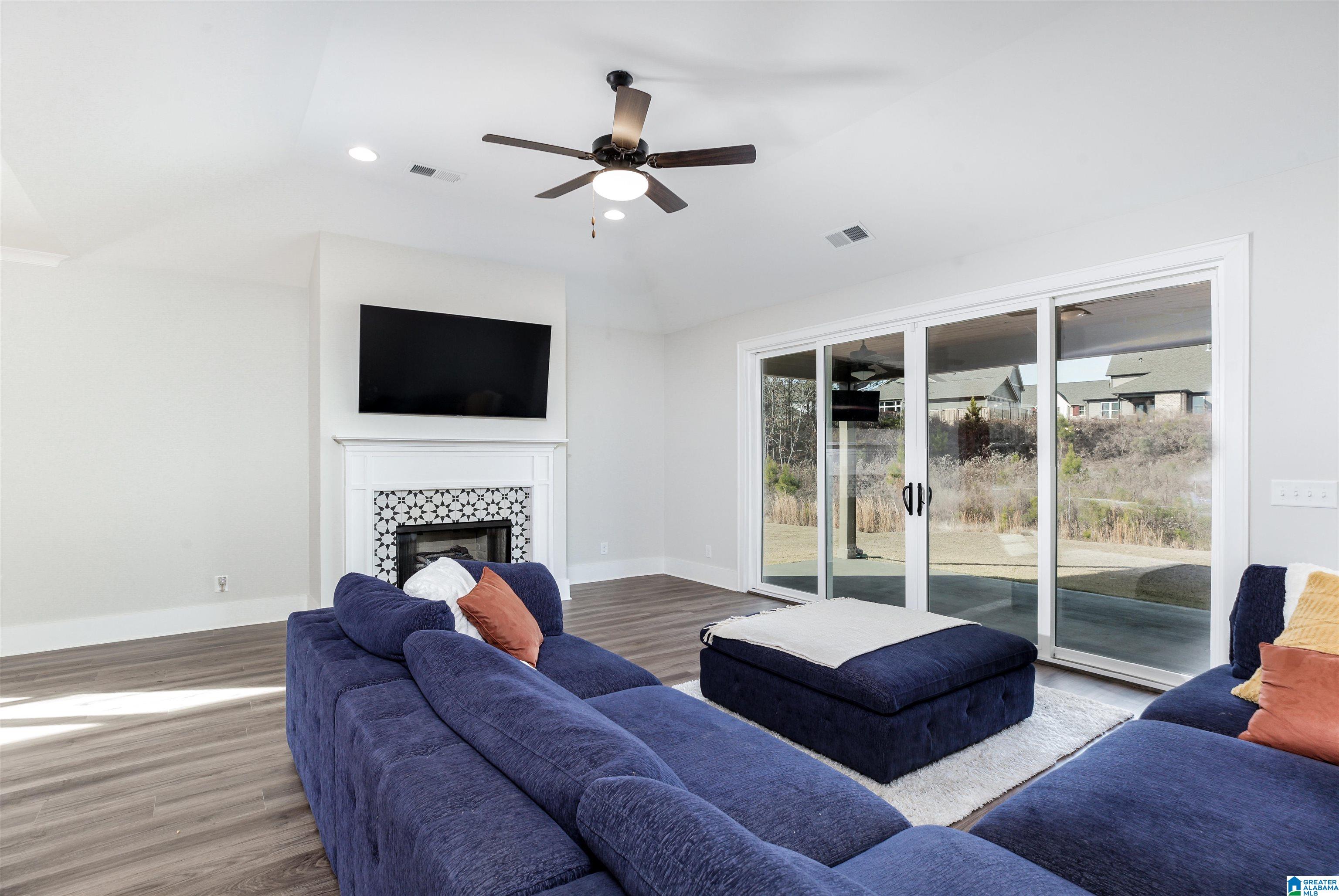 7776 Raleigh Drive Trussville, AL 35173 - Photo 4 of 32