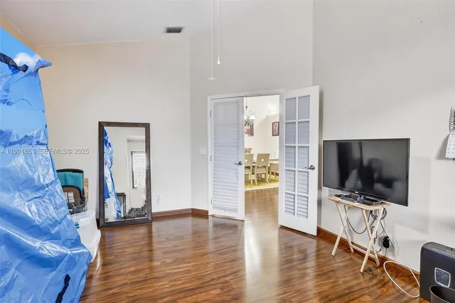 $3,300 | 1002 Northwest 105th Avenue, Unit D121, Plantation, FL 33322