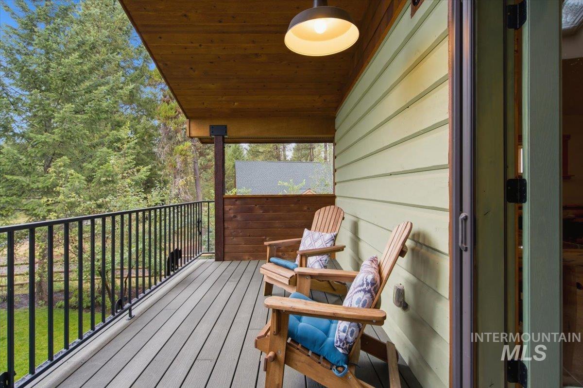 1029 Cee Way Loop McCall, ID 83638 - Photo 33 of 50 Expansive outdoor deck with composite decking and custom metal railing