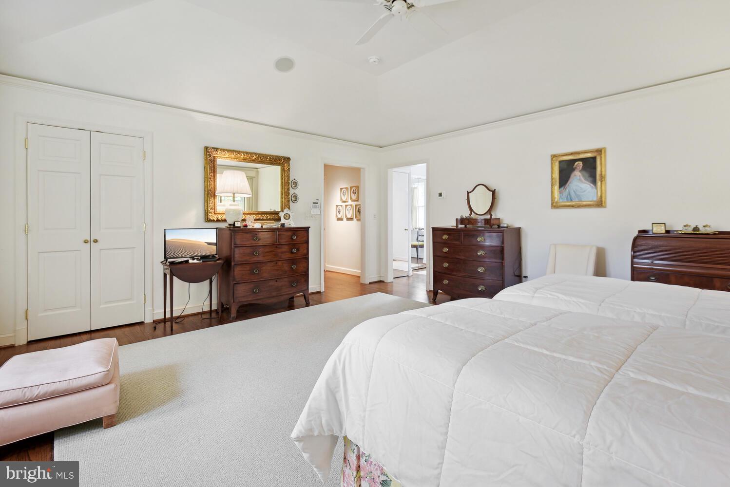 6209 Brookside Drive Chevy Chase, MD 20815 - Photo 24 of 51 Primary bedroom with vaulted ceiling