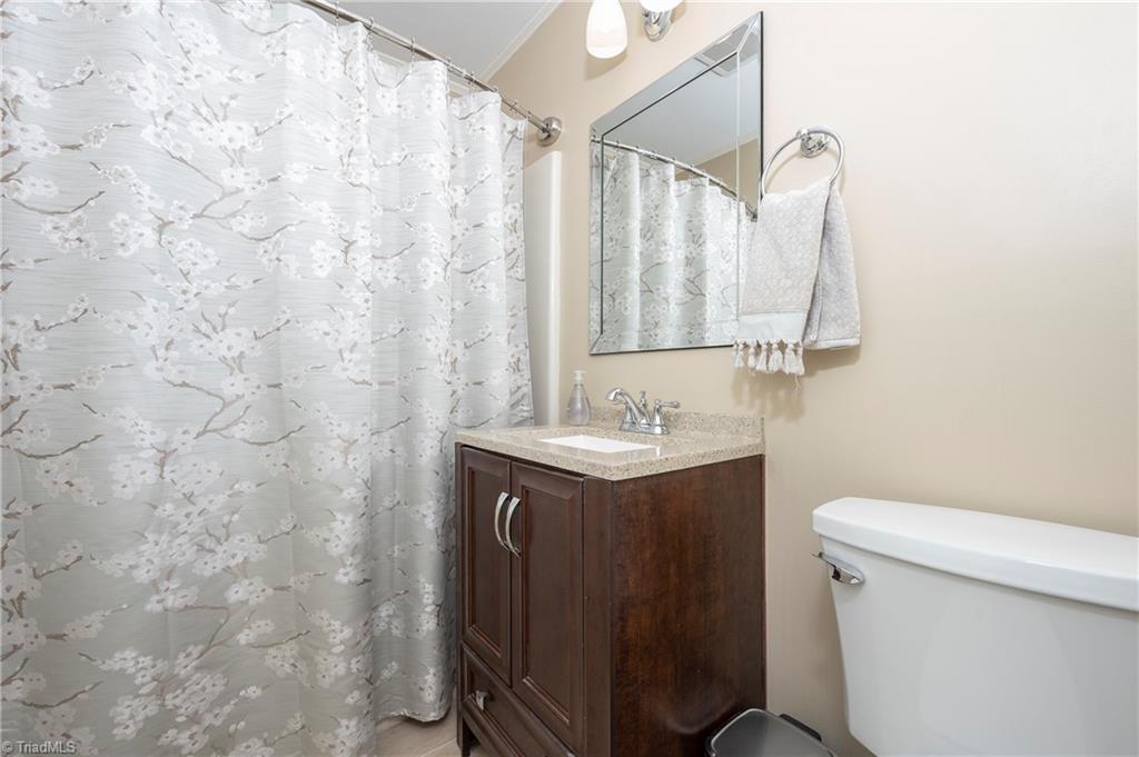 595 Barkworth Road Clemmons, NC 27012 - Photo 33 of 43 Gallery Image 33