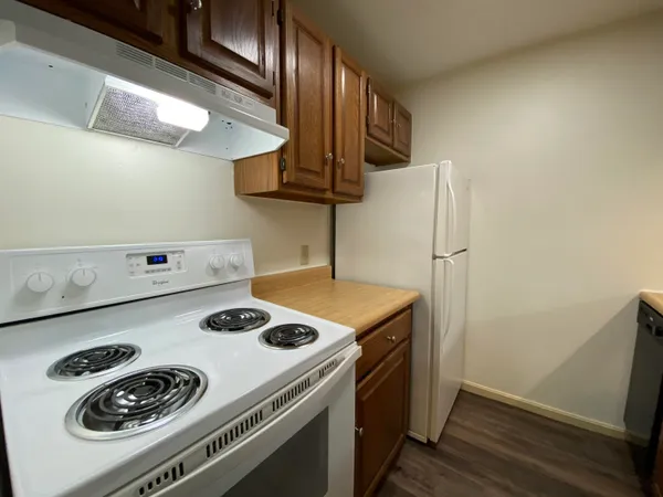 $1,525 | 521 Pine Street, Unit 104, Manchester, NH 03104