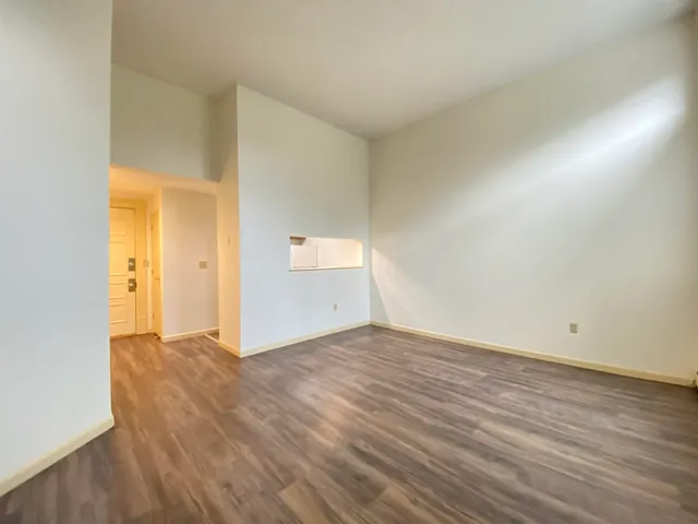 $1,525 | 521 Pine Street, Unit 104, Manchester, NH 03104