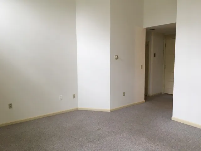 $1,525 | 521 Pine Street, Unit 104, Manchester, NH 03104