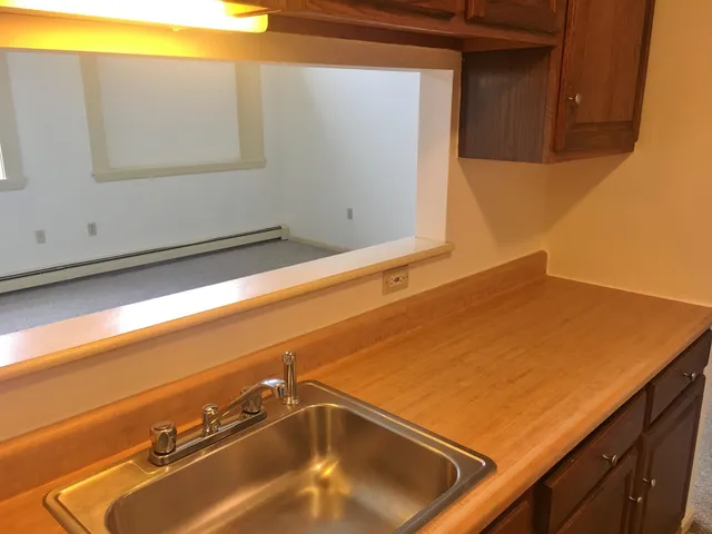 $1,525 | 521 Pine Street, Unit 104, Manchester, NH 03104