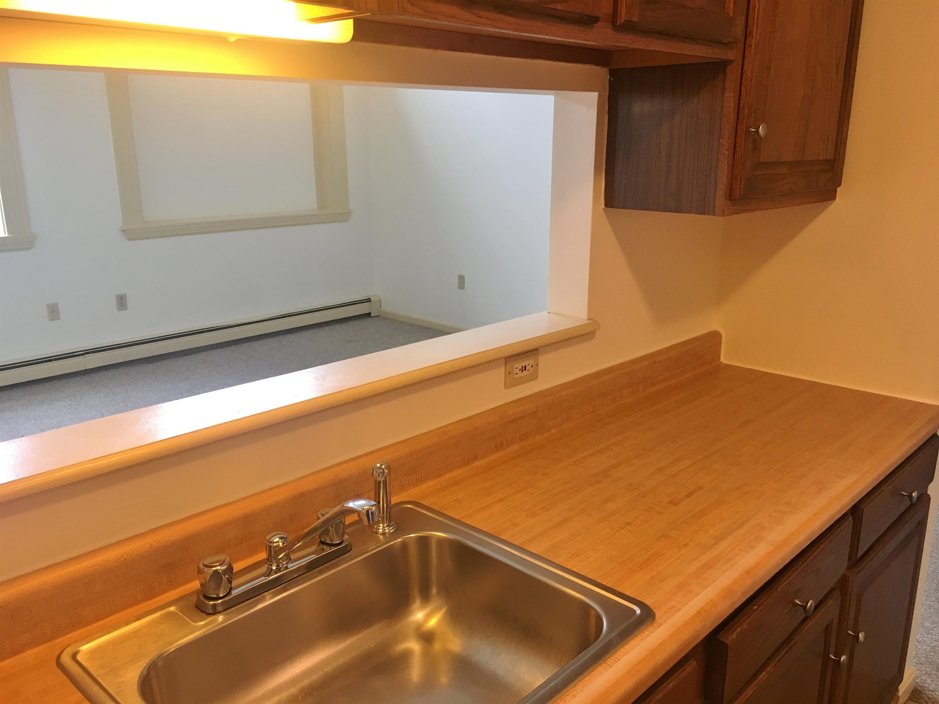 521 Pine Street, Unit 104 Manchester, NH 03104 - Photo 10 of 39