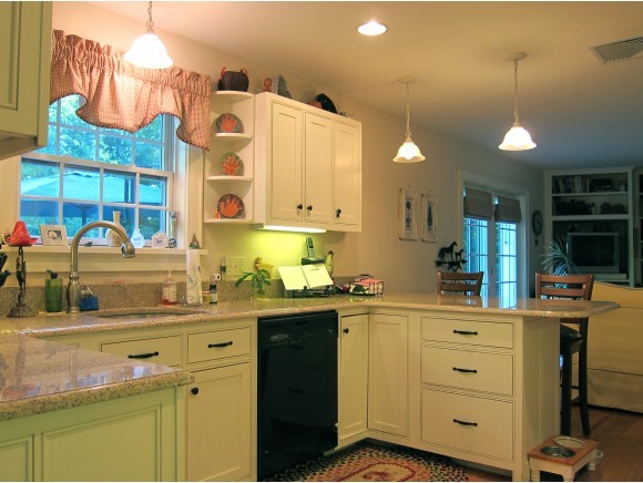 451 Hillcrest Road Manchester, VT 05255 - Photo 10 of 24 Gallery Image 10